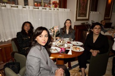В историческом ресторане Savoy состоялся запуск женского клуба WOMEN’S WORLD В историческом ресторане Savoy состоялся запуск женского клуба WOMEN’S WORLD