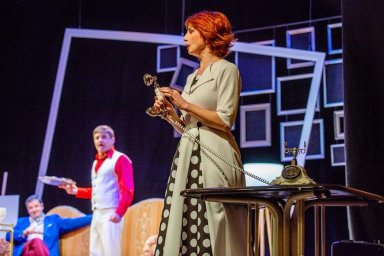 Новая комедия "Авантюра" по Клоду Манье ждет зрителей в ЦДКЖ 31 марта